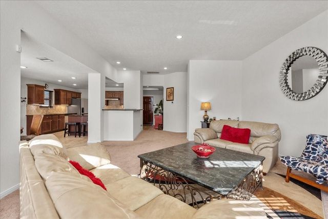 2111 Gilbert Road, Dickinson, TX 77539