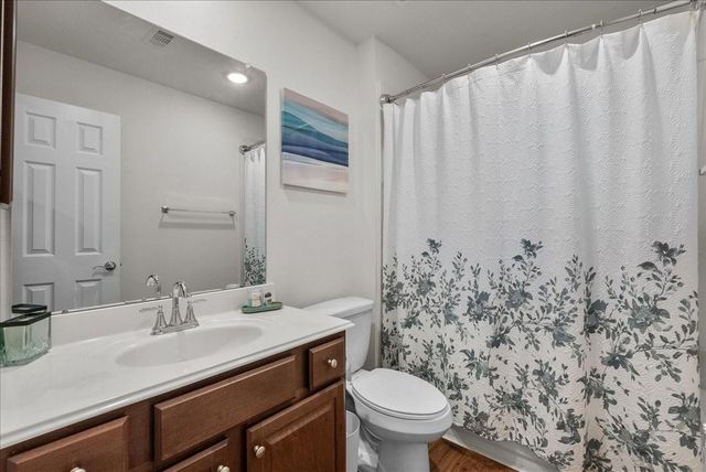 2111 Gilbert Road, Dickinson, TX 77539