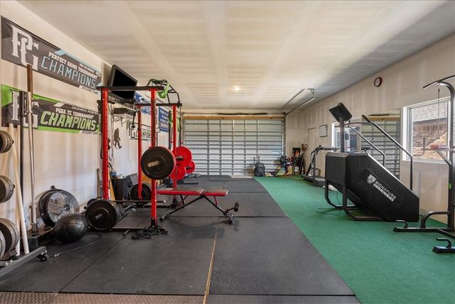 2111 Gilbert Road, Dickinson, TX 77539