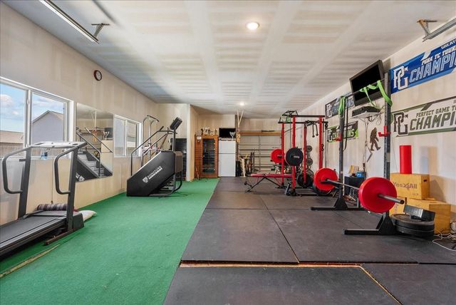 2111 Gilbert Road, Dickinson, TX 77539