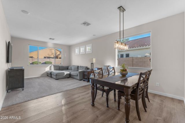 6113 S ROGER Way, Chandler, AZ 85249