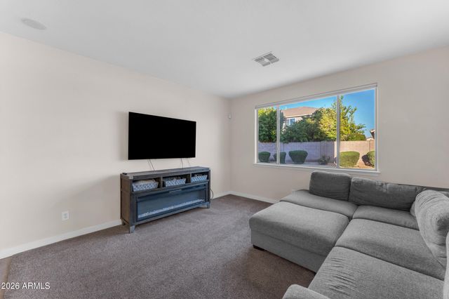 6113 S ROGER Way, Chandler, AZ 85249