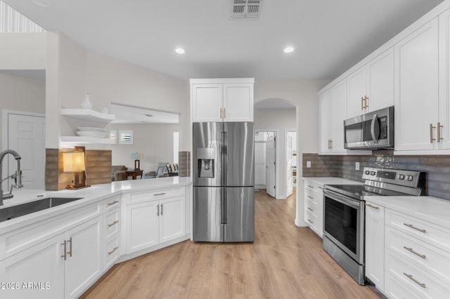 6113 S ROGER Way, Chandler, AZ 85249