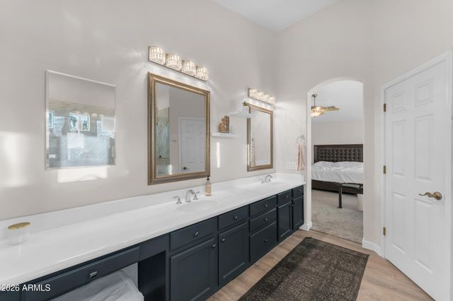 6113 S ROGER Way, Chandler, AZ 85249