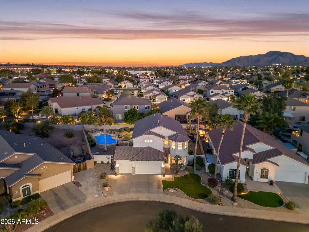 6113 S ROGER Way, Chandler, AZ 85249