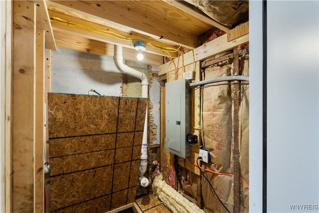 6707 East Lake Road, Castile, NY 14427