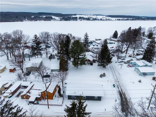 6707 East Lake Road, Castile, NY 14427