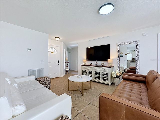 1716 TERRY CIRCLE NE, Winter Haven, FL 33881