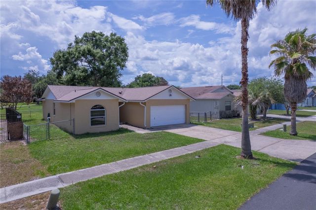 1716 TERRY CIRCLE NE, Winter Haven, FL 33881