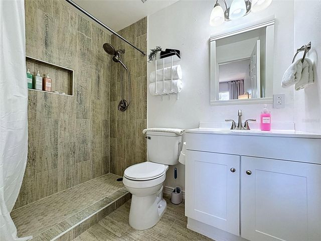 1716 TERRY CIRCLE NE, Winter Haven, FL 33881