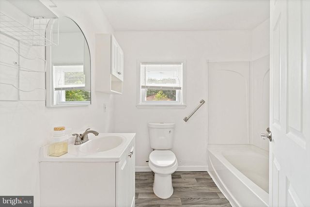 5 SICKLERVILLE RD, Sicklerville, NJ 08081