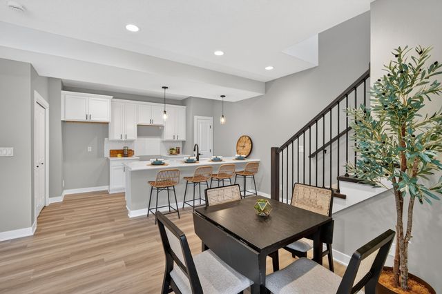 5420 153rd Street, Urbandale, IA 50323