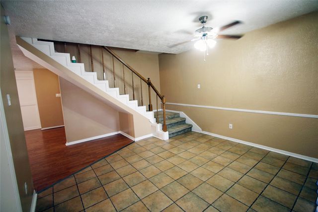 4105 Vista Road 1, Pasadena, TX 77504