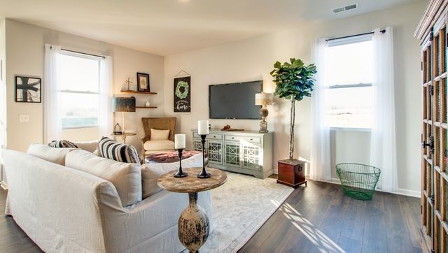 1009 Linn Cove Ct, Gallatin, TN 37066