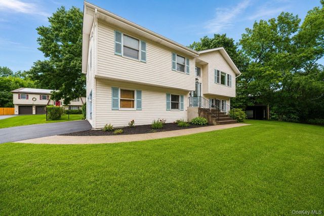 30 Suffern Road, Hillburn, NY 10931