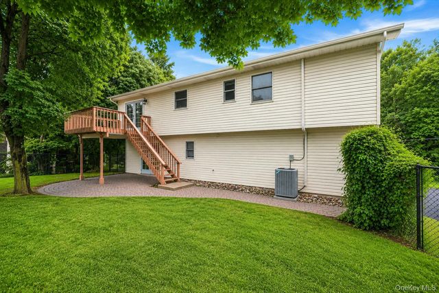30 Suffern Road, Hillburn, NY 10931