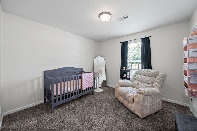 949 Hugh Hunter Rd, Oak Grove, KY 42262