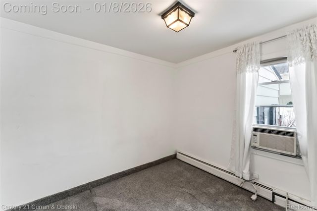 28854 Hennepin, Garden City, MI 48135