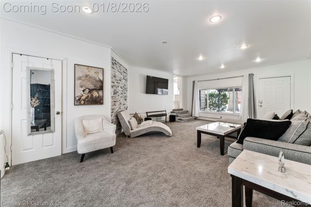 28854 Hennepin, Garden City, MI 48135