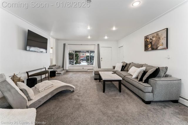 28854 Hennepin, Garden City, MI 48135