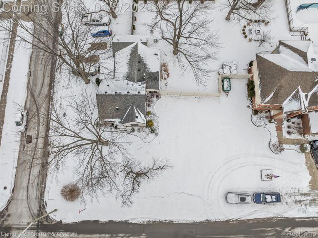 28854 Hennepin, Garden City, MI 48135