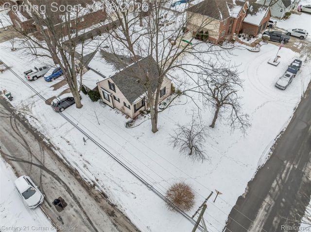 28854 Hennepin, Garden City, MI 48135