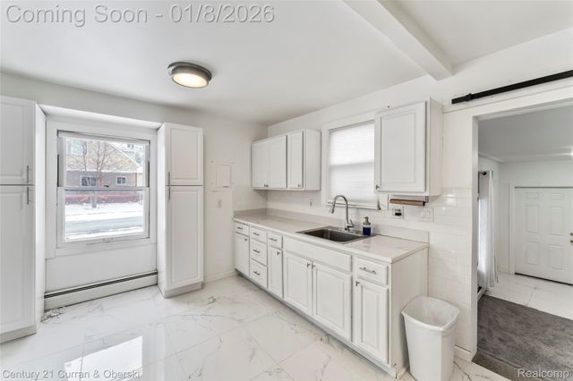 28854 Hennepin, Garden City, MI 48135