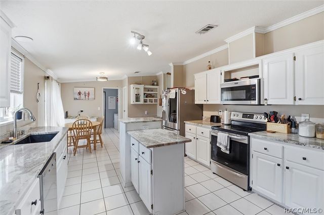 6457 N Zircon Point, Dunnellon, FL 34433