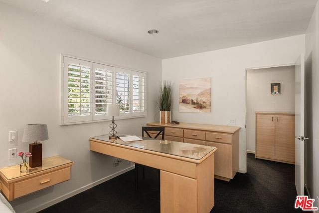 10853 Via Verona Street, Los Angeles, CA 90077