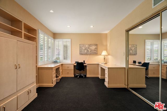 10853 Via Verona Street, Los Angeles, CA 90077