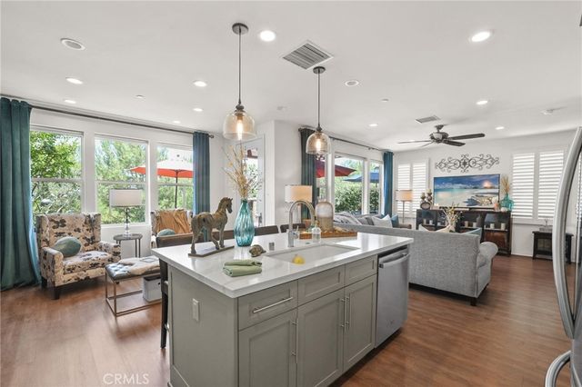 41 Fuchsia, Lake Forest, CA 92630