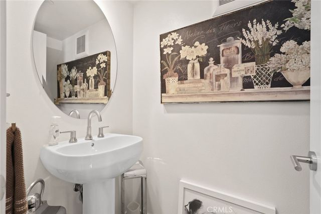 41 Fuchsia, Lake Forest, CA 92630