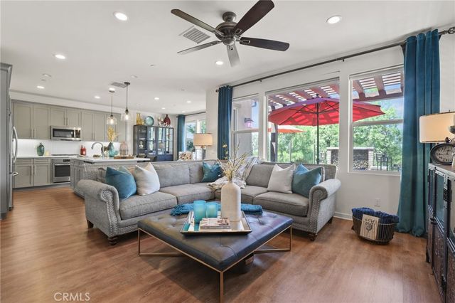 41 Fuchsia, Lake Forest, CA 92630