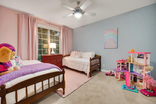 53 Braemar Drive, Valparaiso, IN 46385