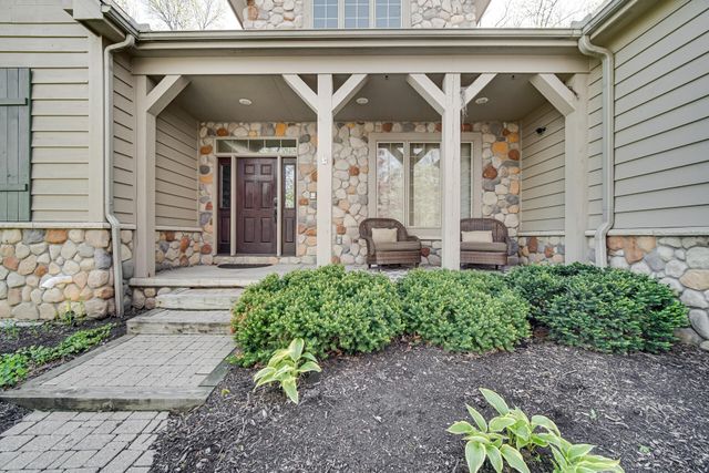 53 Braemar Drive, Valparaiso, IN 46385