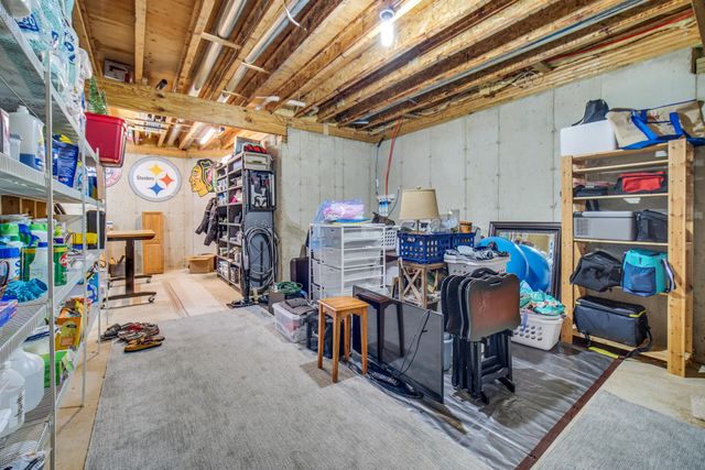 53 Braemar Drive, Valparaiso, IN 46385