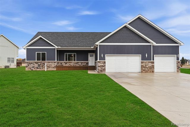 6344 Boulder Drive, Flushing, MI 48433