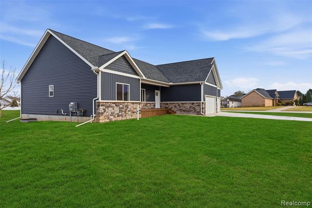 6344 Boulder Drive, Flushing, MI 48433