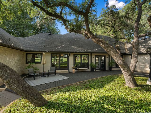 8638 CLASSIC OAKS LN, San Antonio, TX 78255