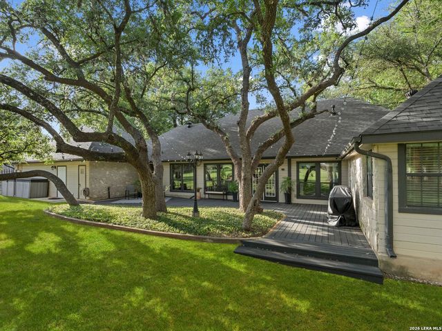 8638 CLASSIC OAKS LN, San Antonio, TX 78255