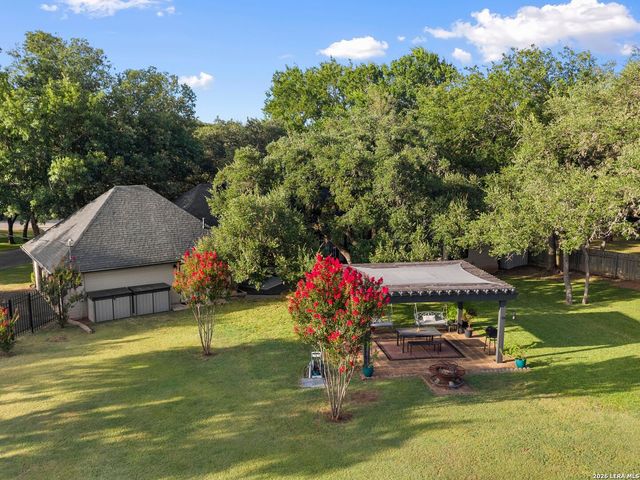 8638 CLASSIC OAKS LN, San Antonio, TX 78255