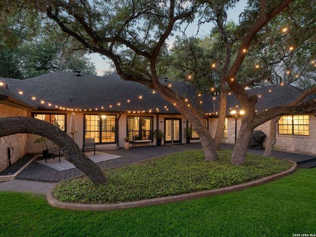 8638 CLASSIC OAKS LN, San Antonio, TX 78255