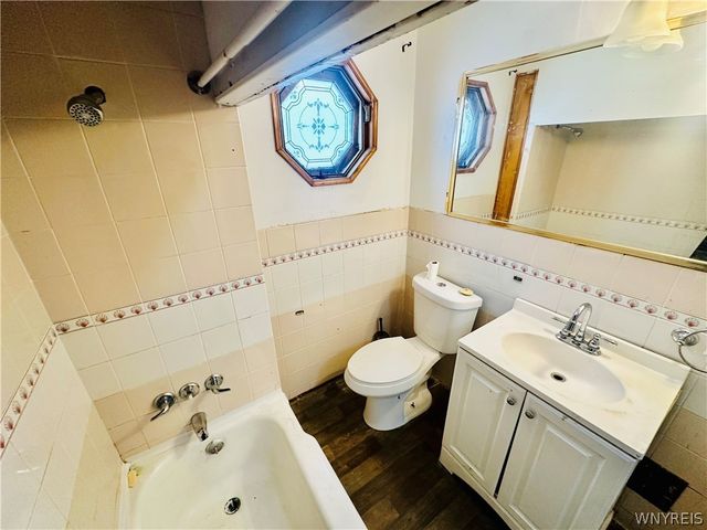 129 Clarence Avenue, Buffalo, NY 14215