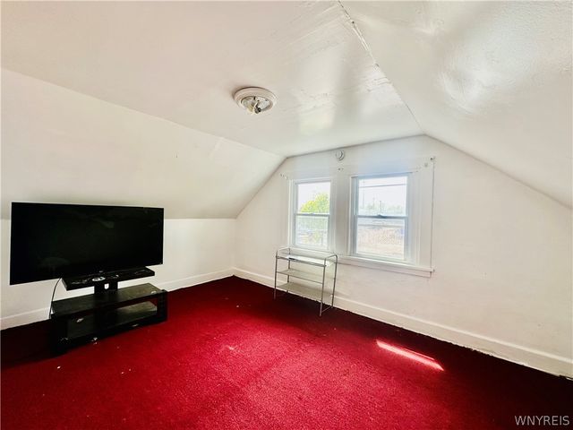 129 Clarence Avenue, Buffalo, NY 14215