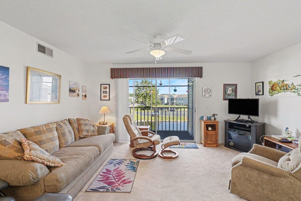 8861 Chandler Dr Apt F, Surfside Beach, SC 29575 — photo 3