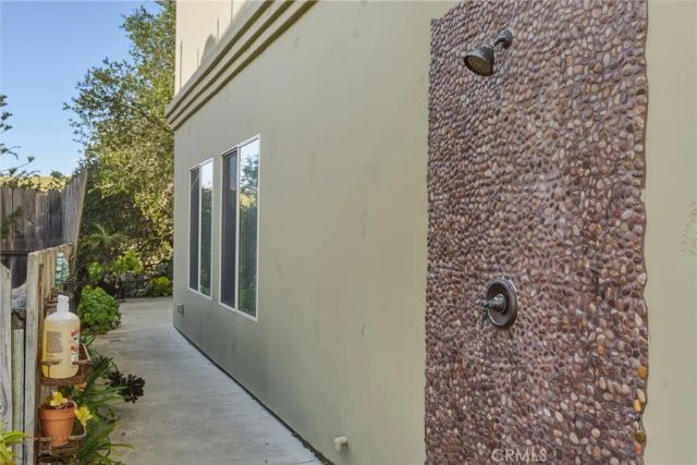 692 Shamrock, Pismo Beach, CA 93449