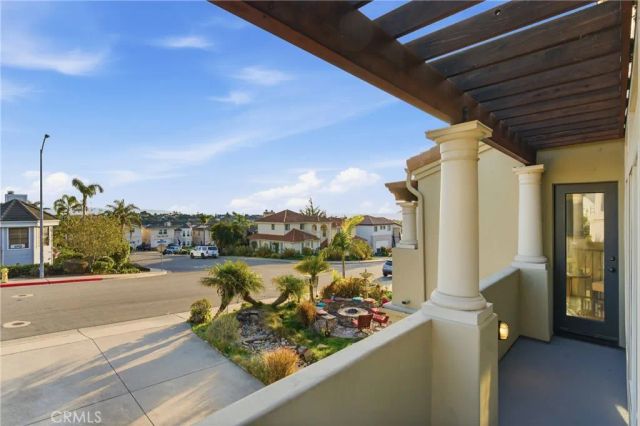 692 Shamrock, Pismo Beach, CA 93449