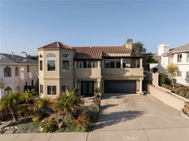 692 Shamrock, Pismo Beach, CA 93449