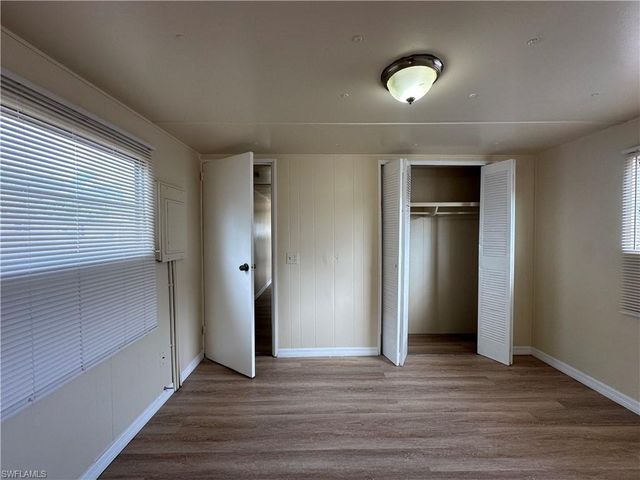 2207 Cantor LN 2207, North Fort Myers, FL 33917