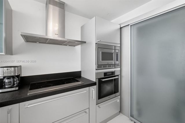 18201 Collins Avenue 2008, Sunny Isles Beach, FL 33160